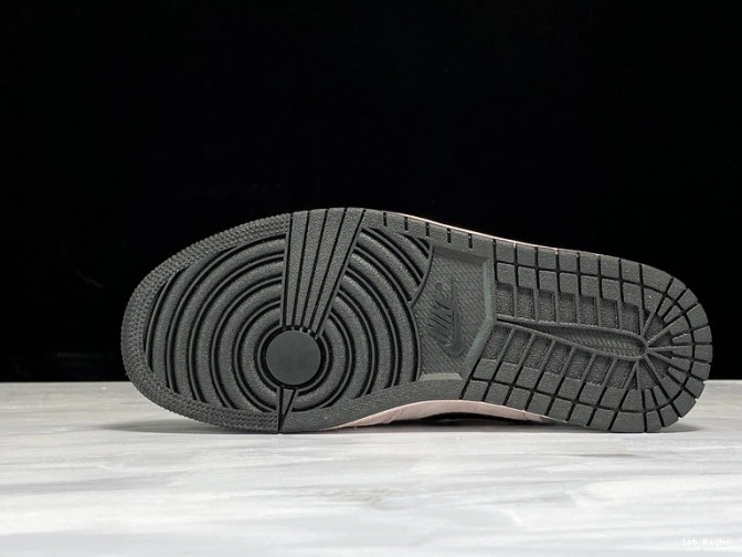 Powder Air Jordan BQ6472-602 Iridescent (W) Dirty Mid 1 0728